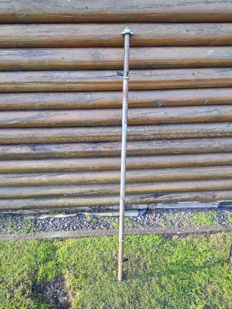 Barra 1.70m para discos de pesas. Maciza y cromada